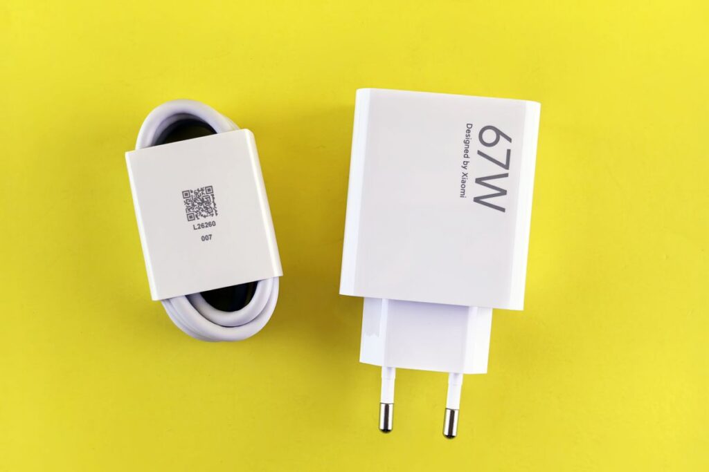 Comprendre les normes de charge rapide (chargeurs)