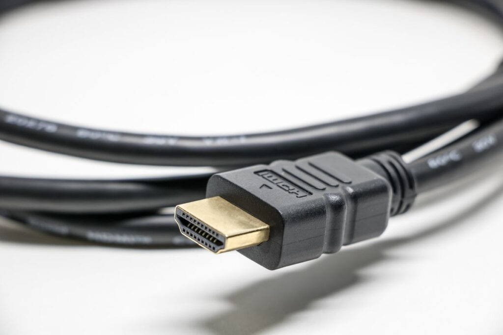 HDMI 2.1 : normes, débits et compatibilité pour une connectivité optimale
