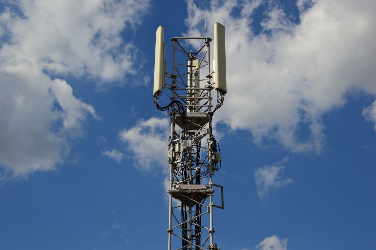 Fibre vs box 5G : quel internet choisir selon vos besoins ?