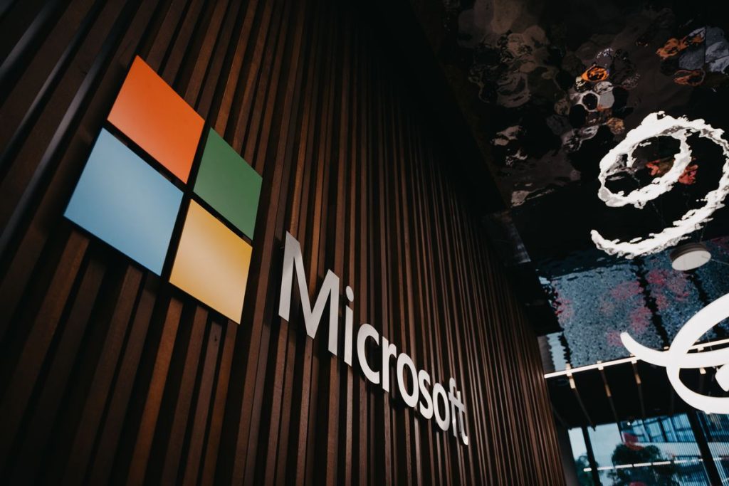 Google Workspace vs Microsoft 365 : comparatif complet pour choisir