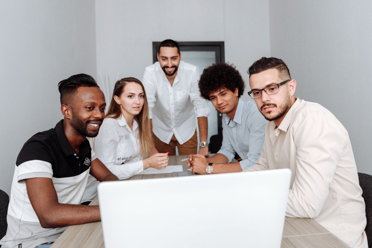 Slack vs Teams : lequel choisir pour votre équipe ?